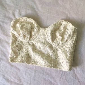 Aritzia’s Talula Lace Bustier in cream